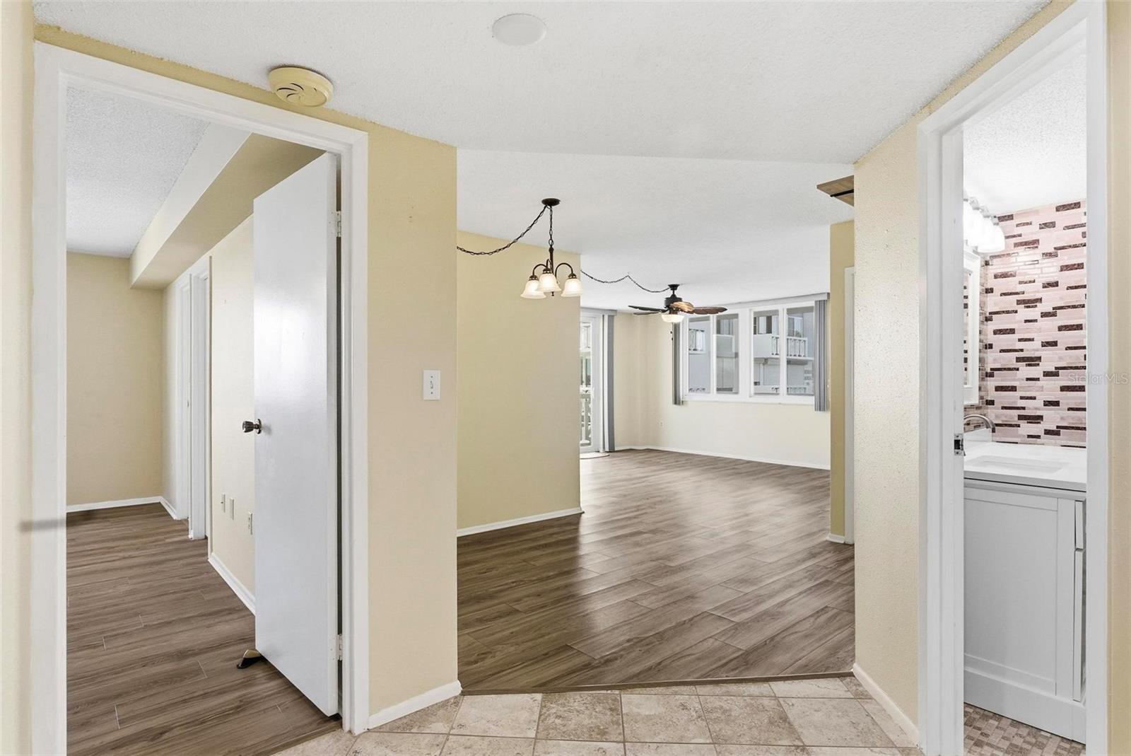 BAYSHORE BATH & TENNIS CLUB CONDO - Residential