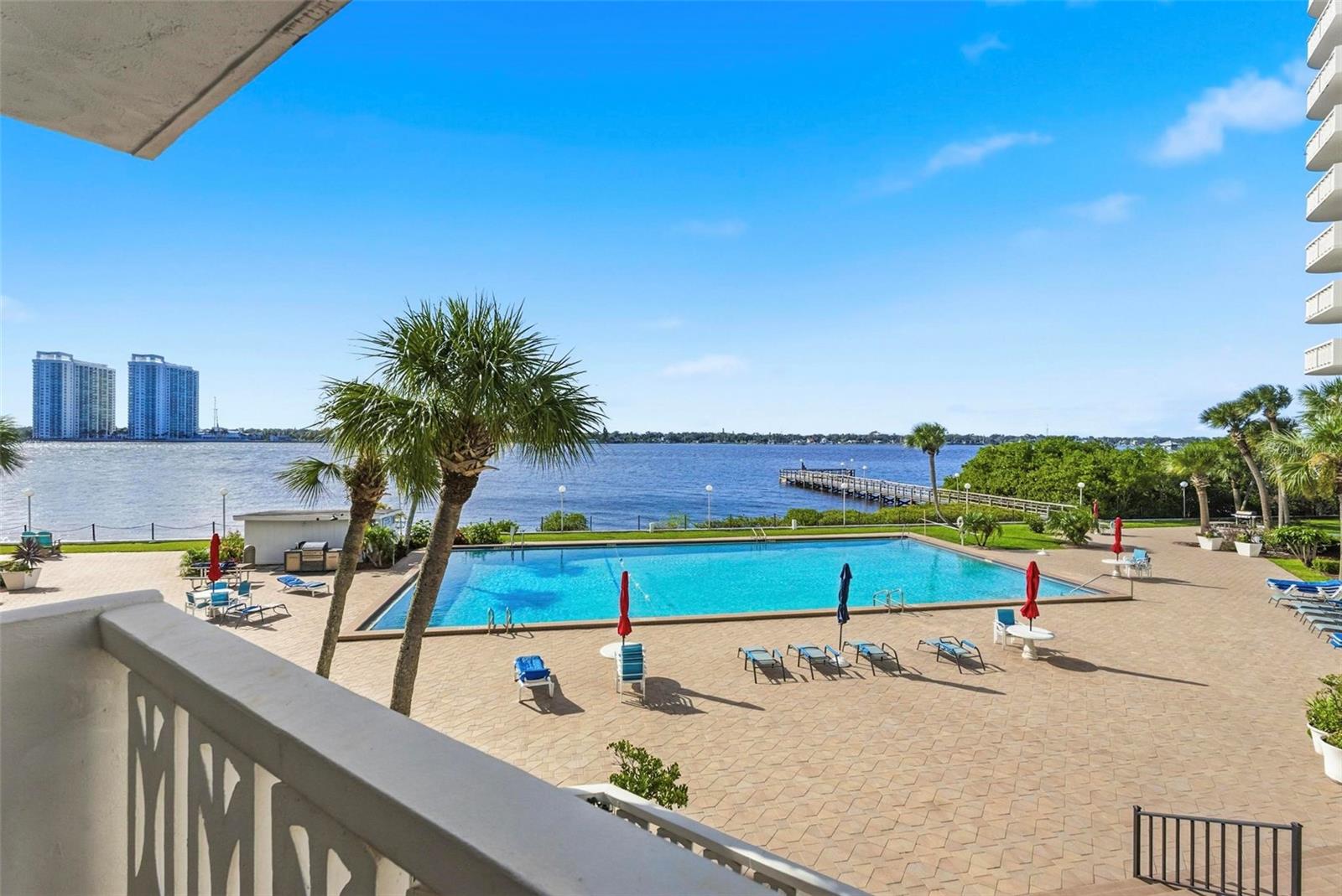 BAYSHORE BATH & TENNIS CLUB CONDO - Residential