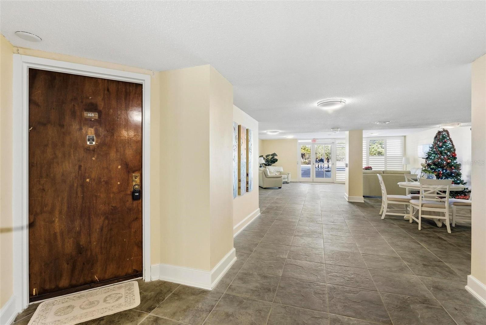 BAYSHORE BATH & TENNIS CLUB CONDO - Residential