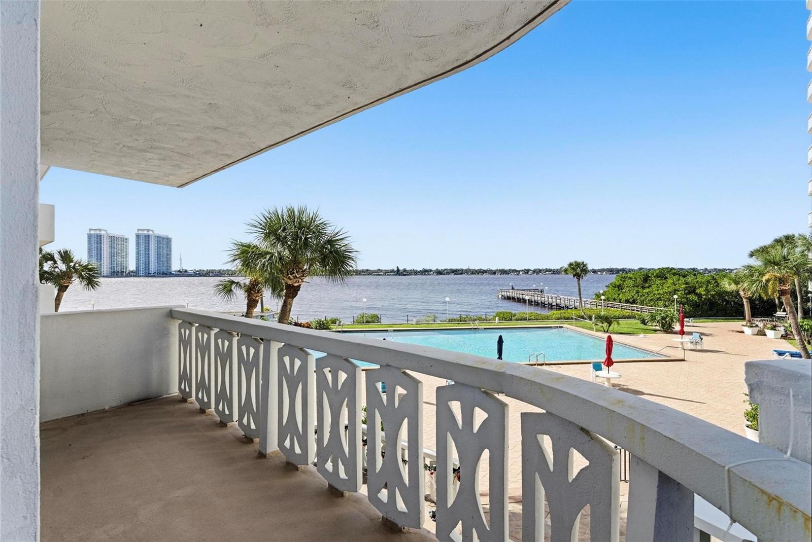 BAYSHORE BATH & TENNIS CLUB CONDO - Residential