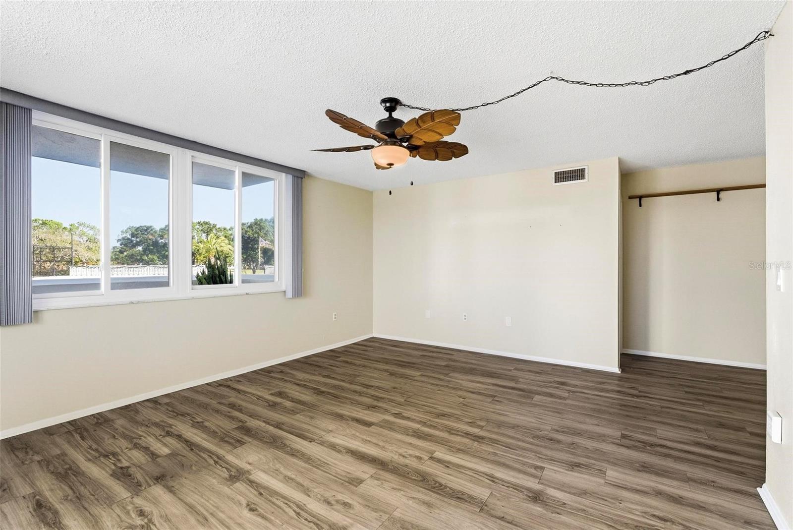 BAYSHORE BATH & TENNIS CLUB CONDO - Residential