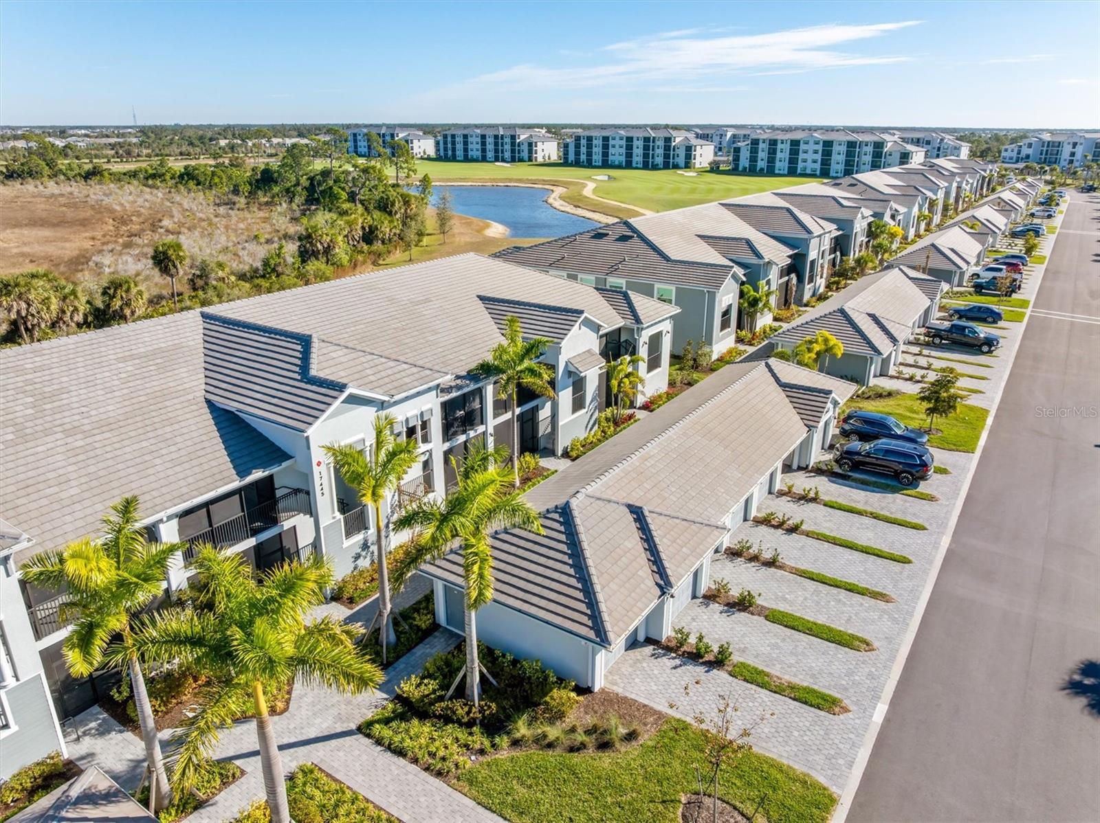 WELLEN PARK GOLF & COUNTRY CLUB - Residential