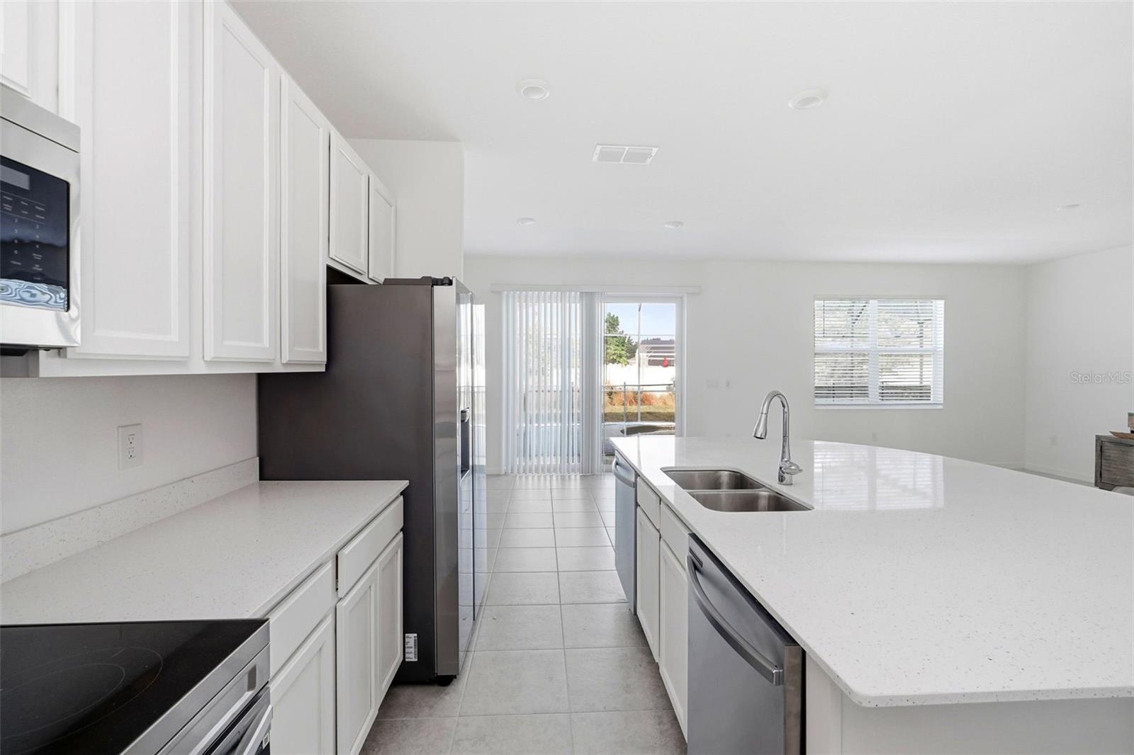 BELLAVIDA PH 2C - Residential Lease