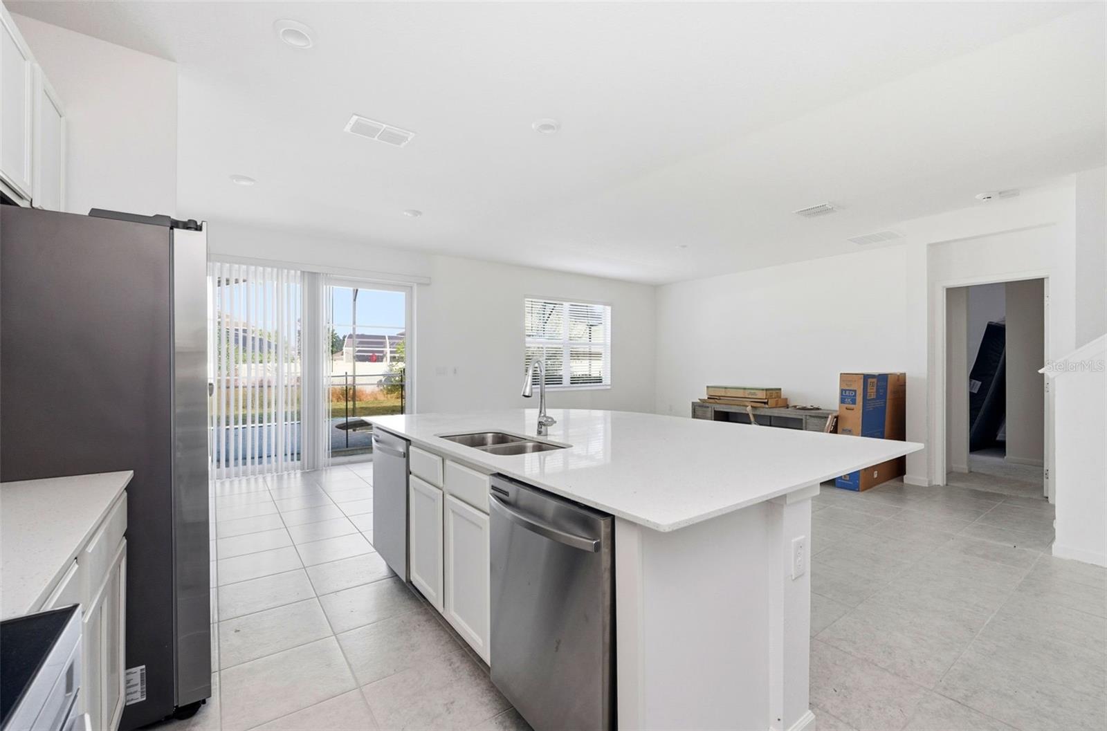 BELLAVIDA PH 2C - Residential Lease