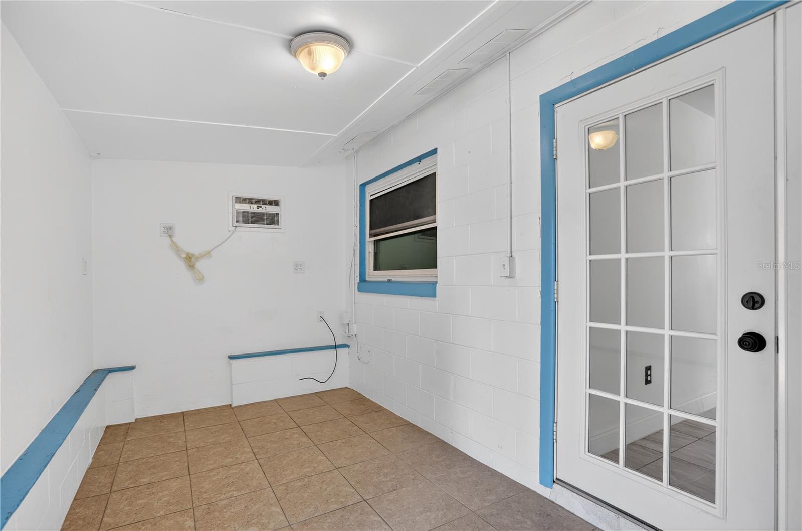 IVANHOE ESTATES - Residential