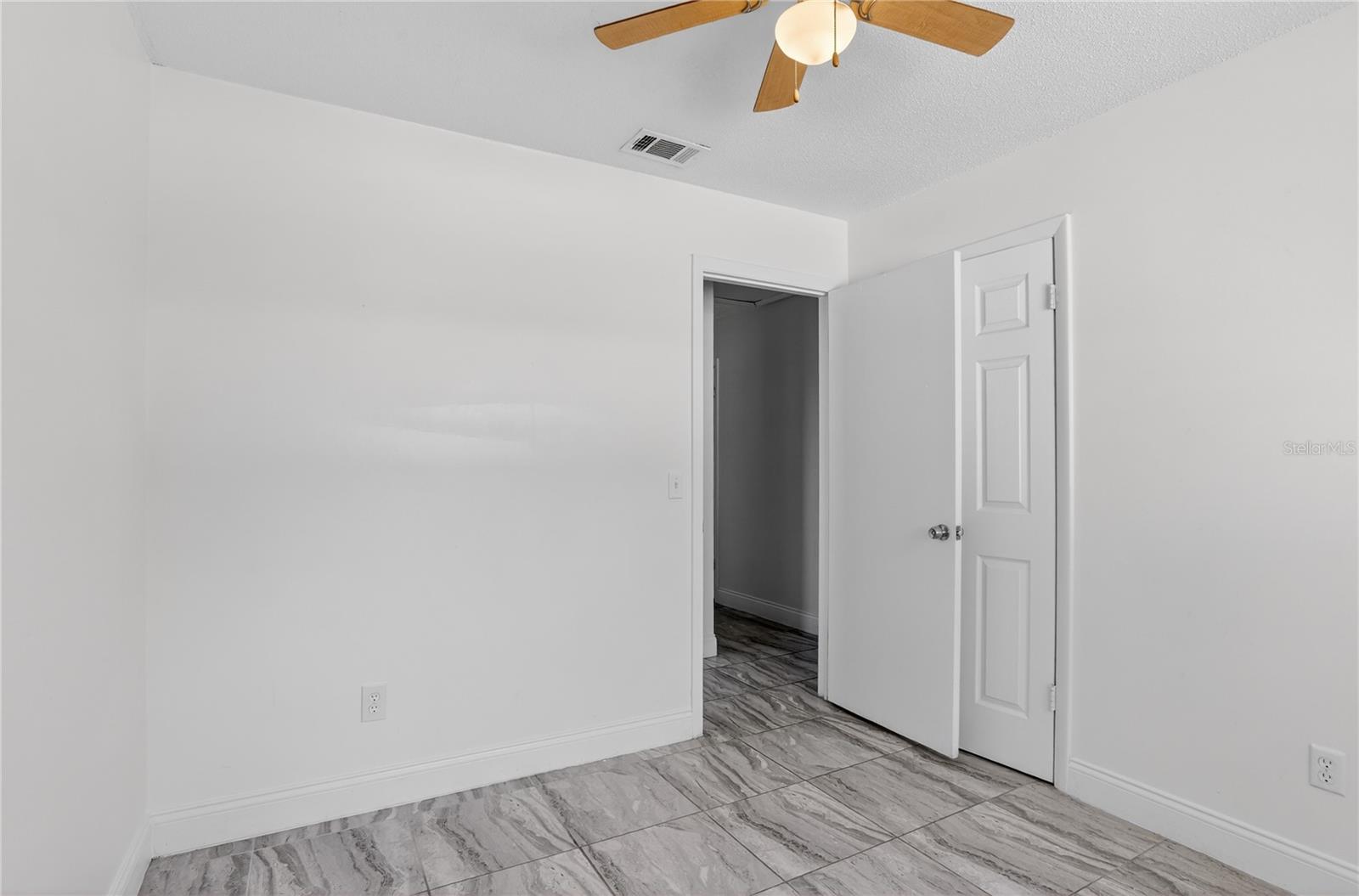 IVANHOE ESTATES - Residential