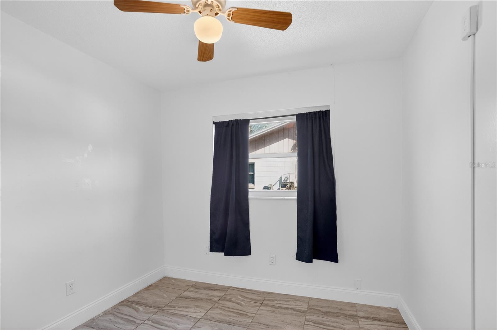 IVANHOE ESTATES - Residential