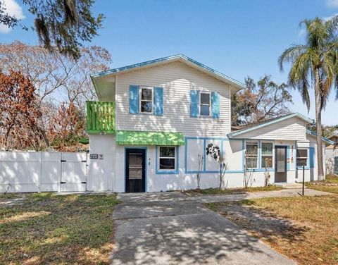 Photo of 8071 Rhea Circle, Orlando, FL 32807 (MLS # P4937971)