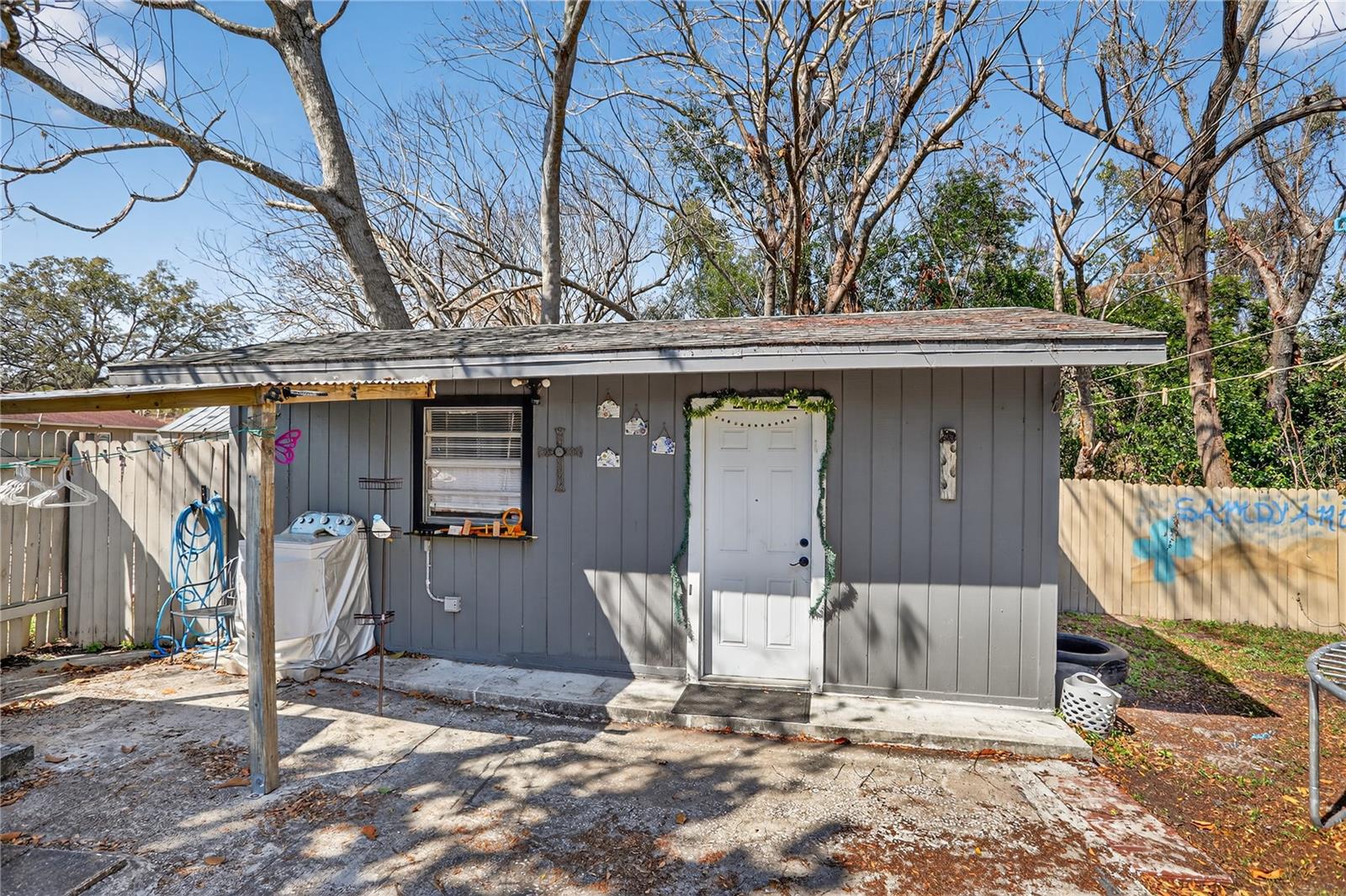 IVANHOE ESTATES - Residential