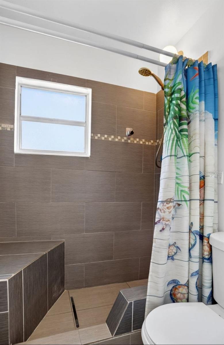 IVANHOE ESTATES - Residential