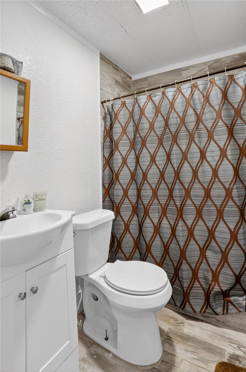 IVANHOE ESTATES - Residential