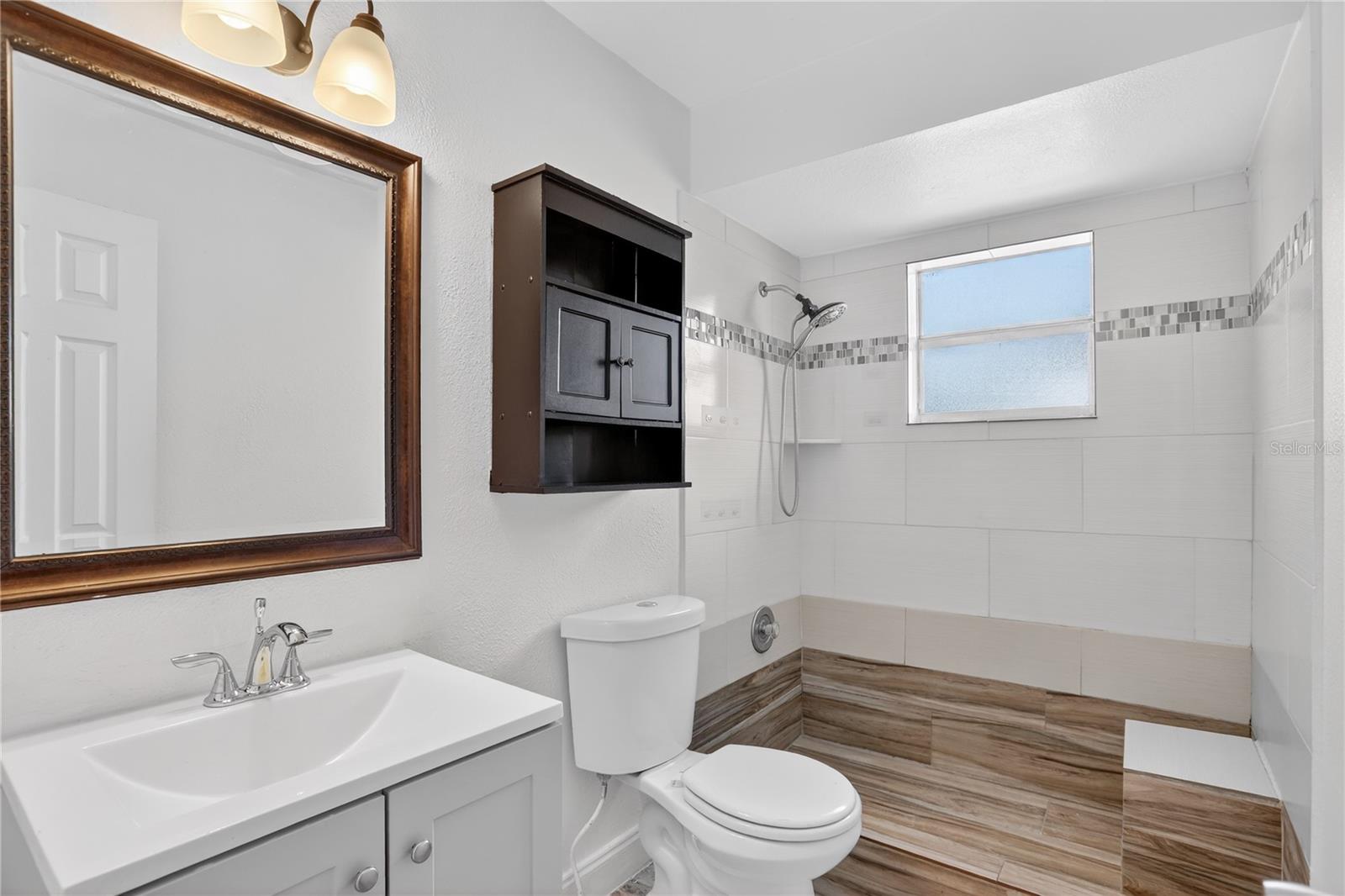 IVANHOE ESTATES - Residential