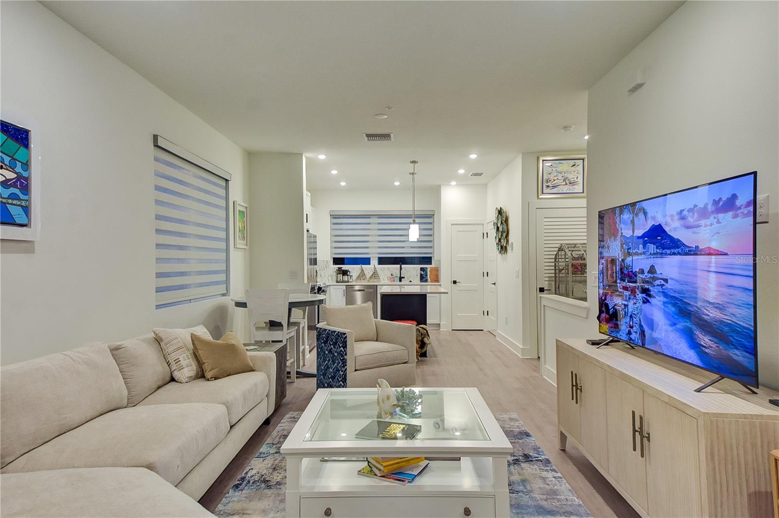 ALANTE TWNHMS - Residential Lease