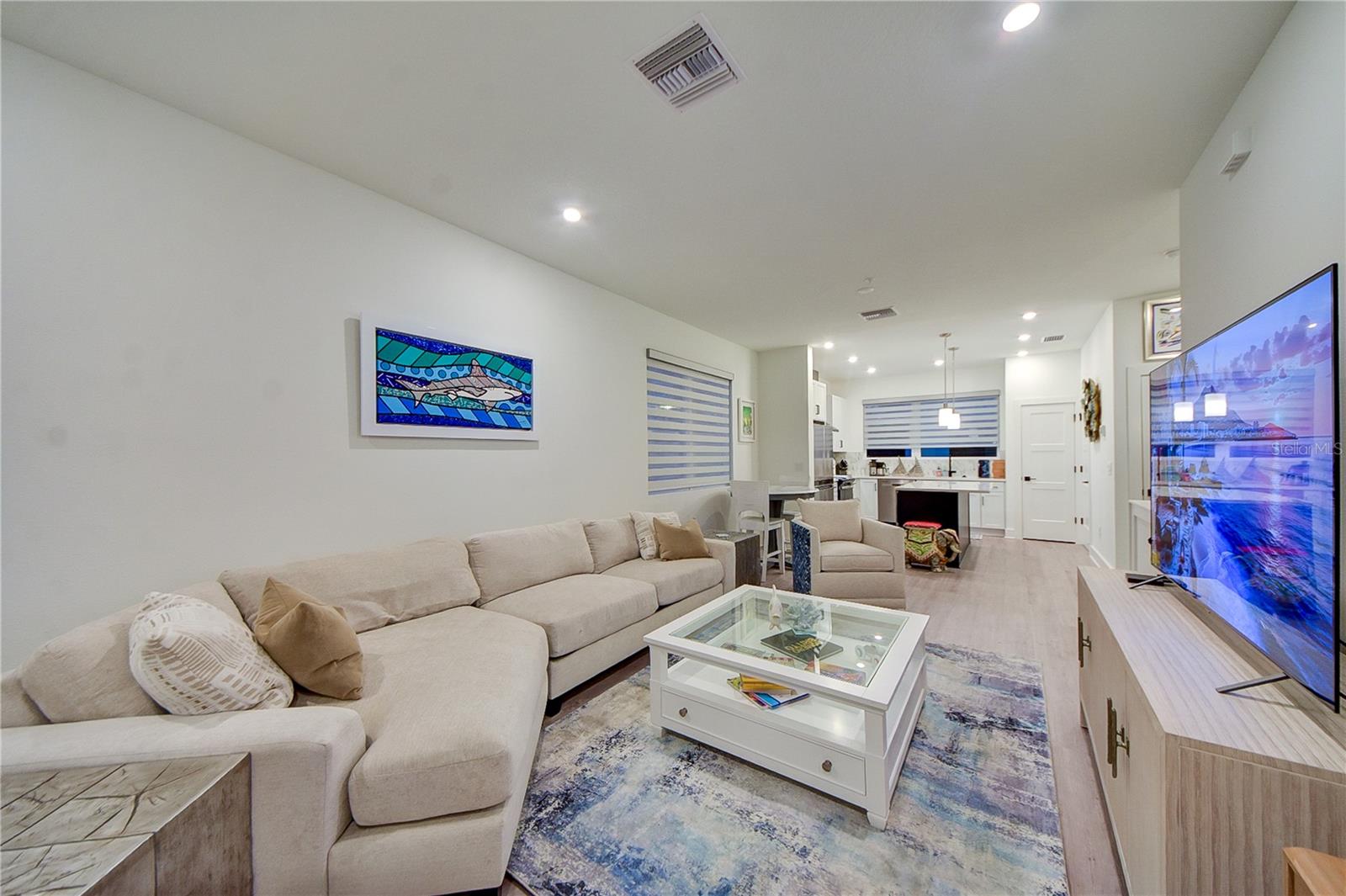 ALANTE TWNHMS - Residential Lease