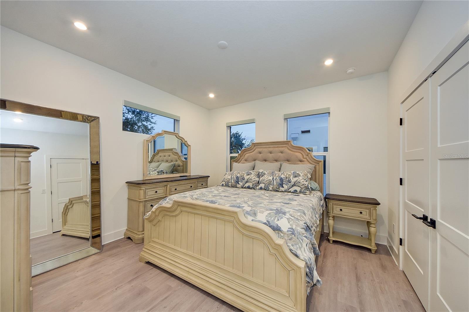 ALANTE TWNHMS - Residential Lease
