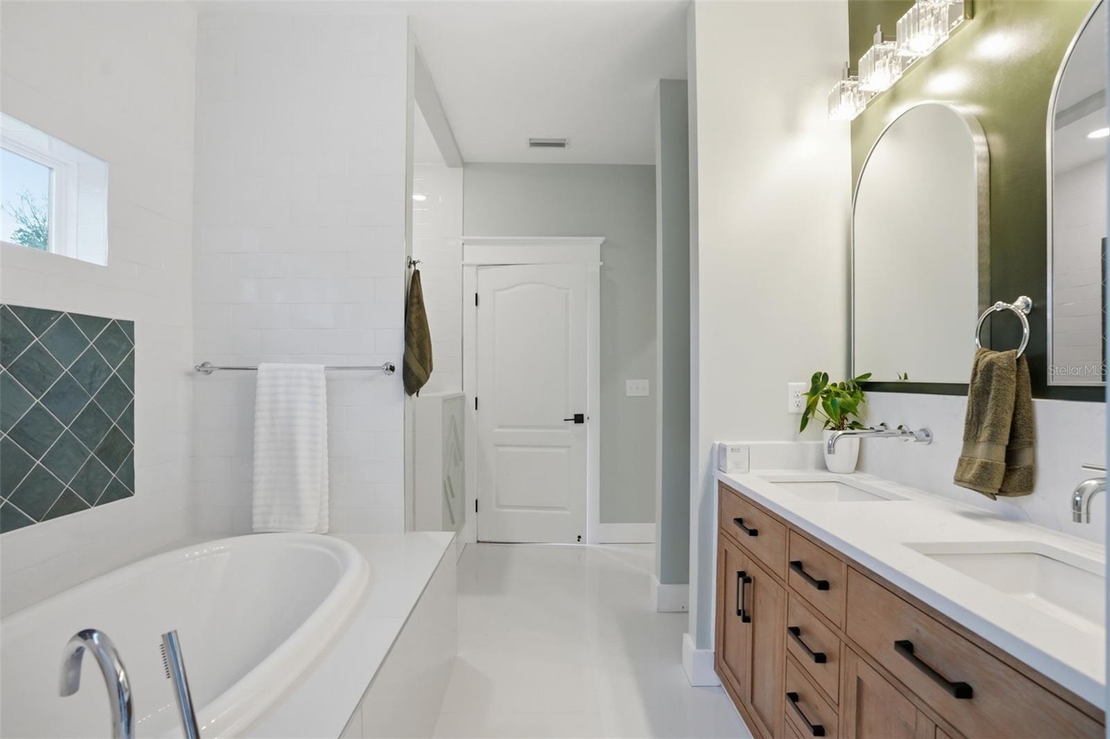 RIDGE MANOR ESTATE - Residential