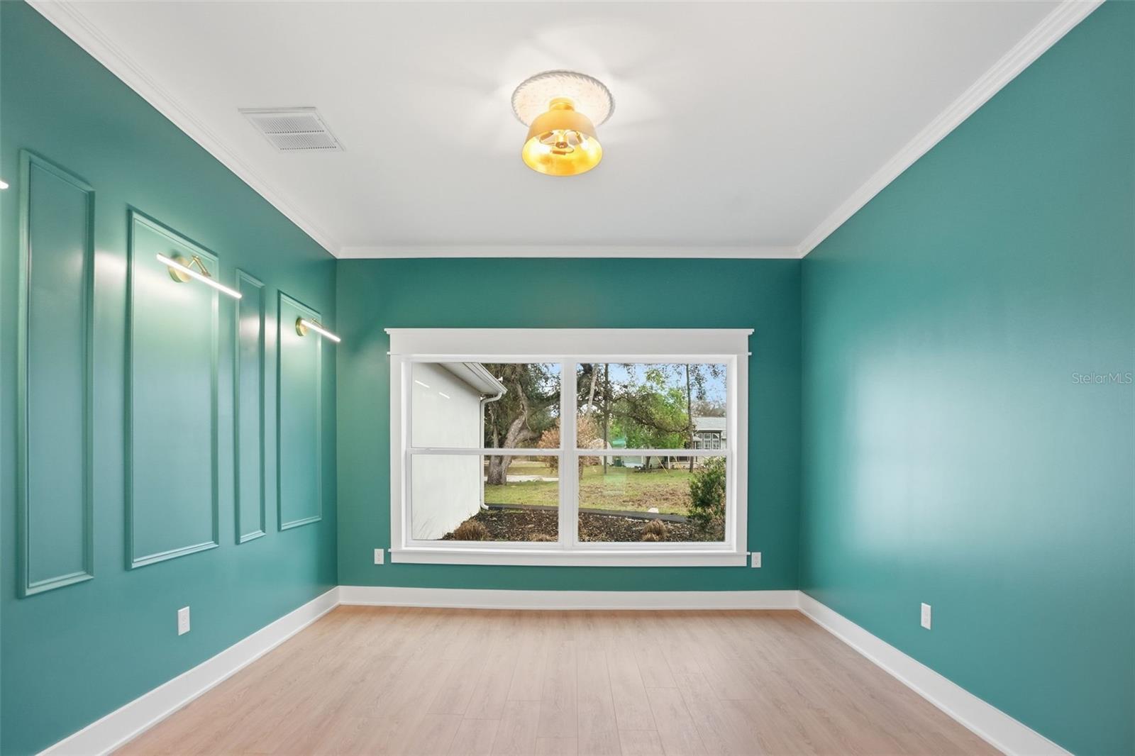 RIDGE MANOR ESTATE - Residential