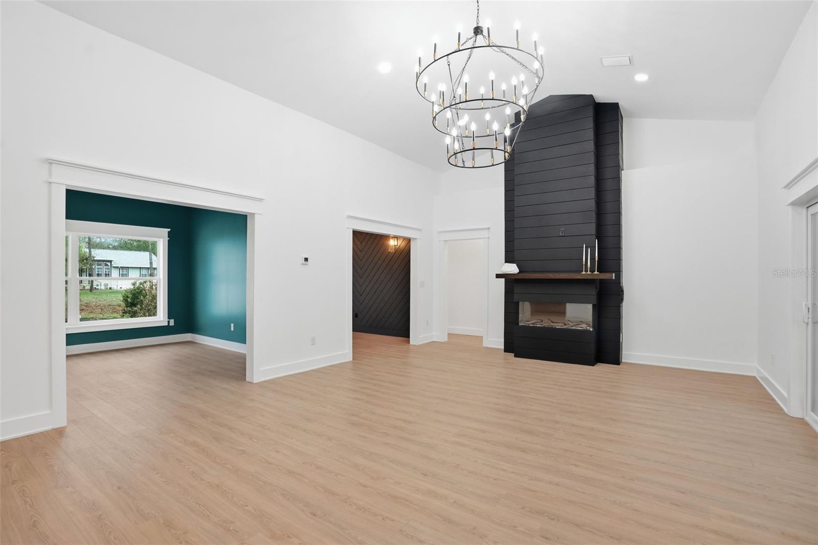 RIDGE MANOR ESTATE - Residential