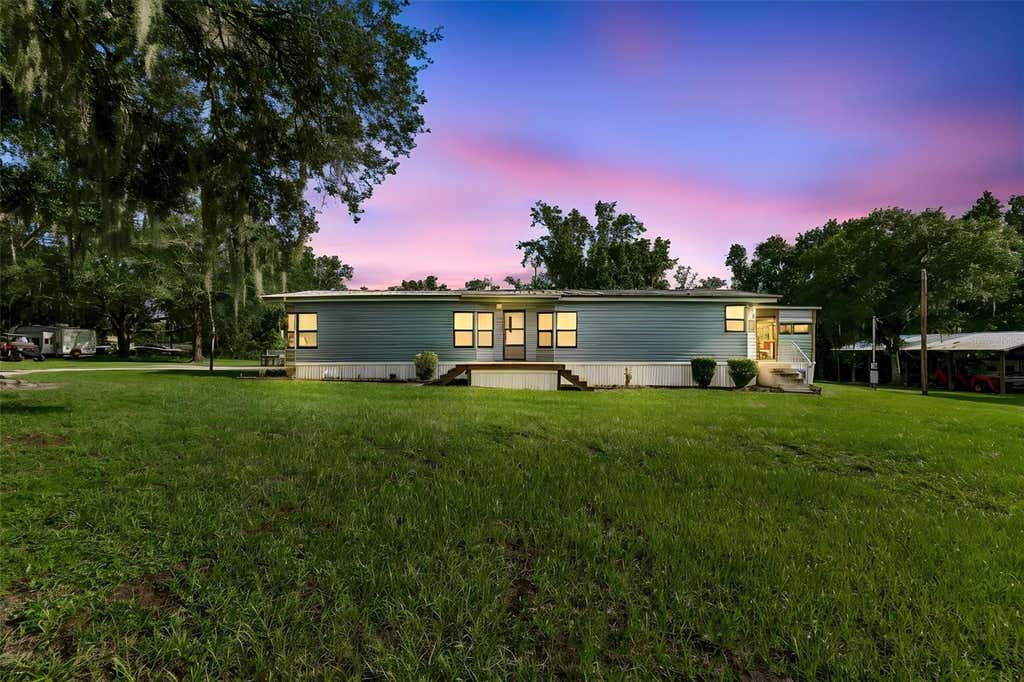 Photo of 6325 Oakview Lane, Lakeland, FL 33811 (MLS # TB8534735)
