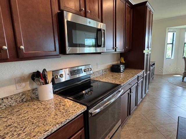 TERRACE III AT LAKEWOOD NATIONAL PH I - Residential Lease
