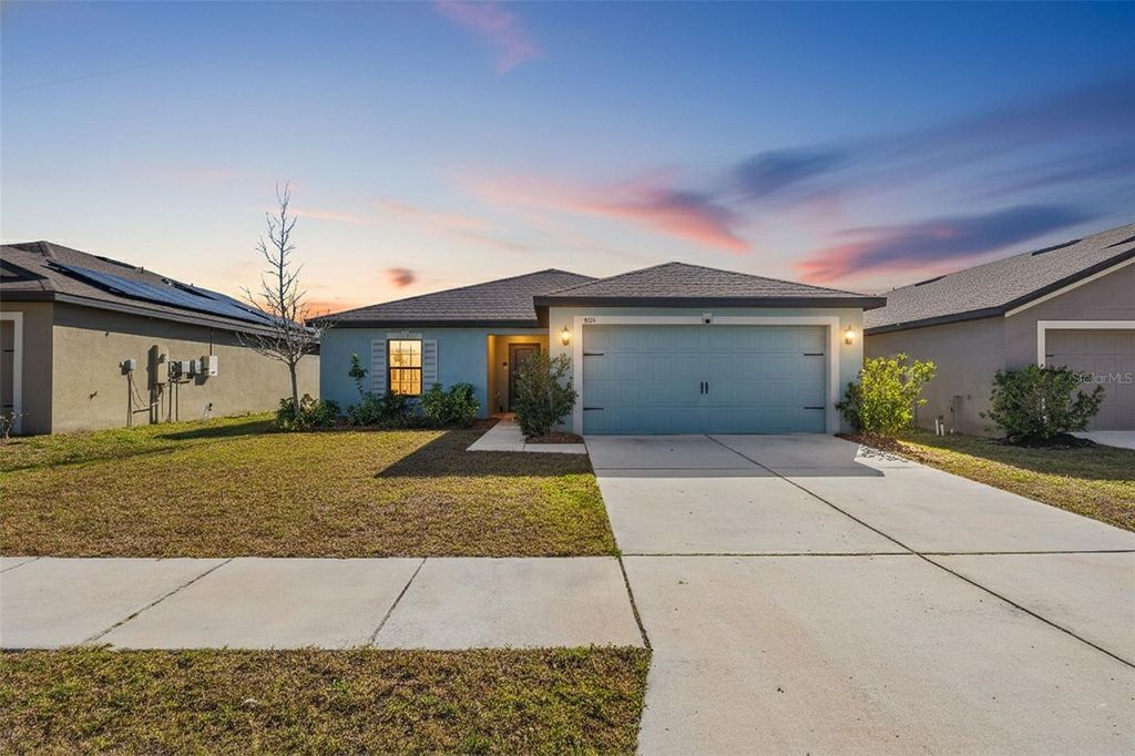 Photo of 835 Chatham Walk Drive, Ruskin, FL 33570 (MLS # TB8432493)