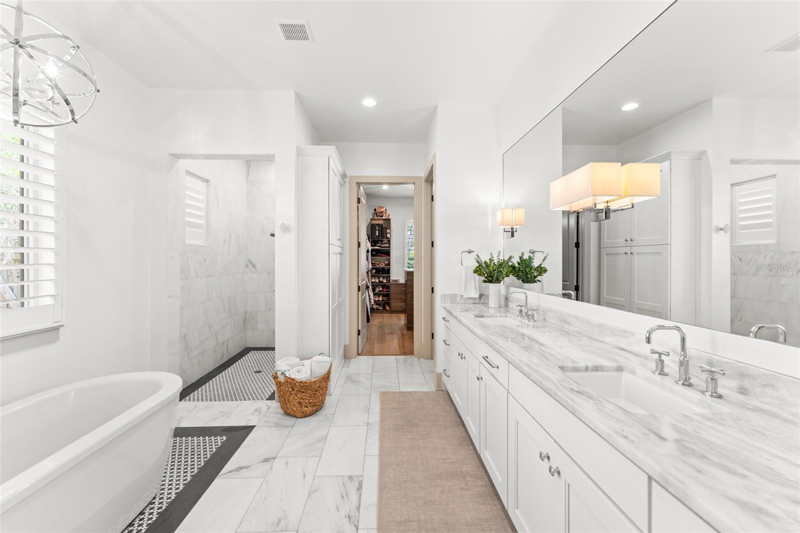 FONTAINEBLEAU - Residential