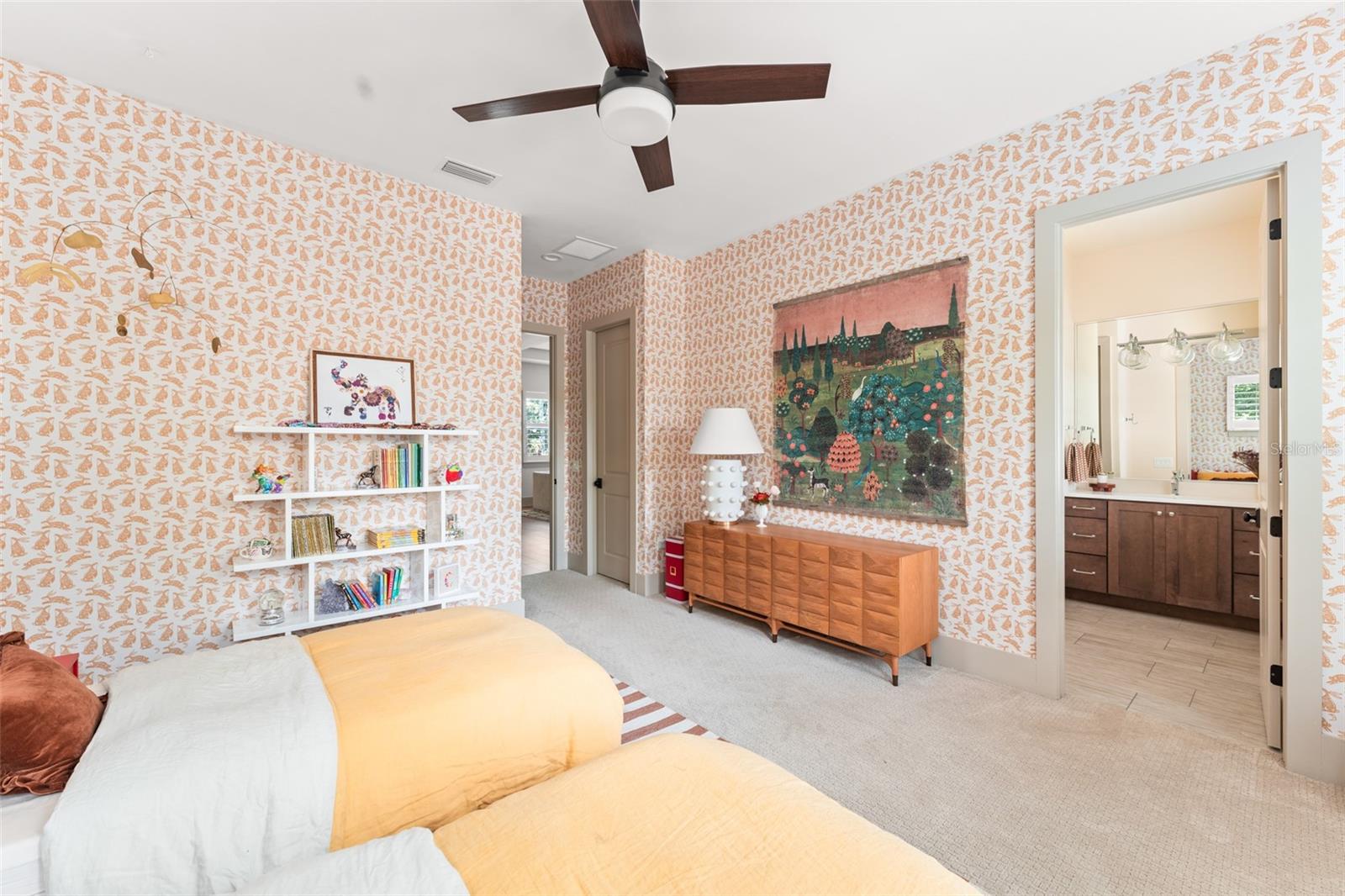 FONTAINEBLEAU - Residential