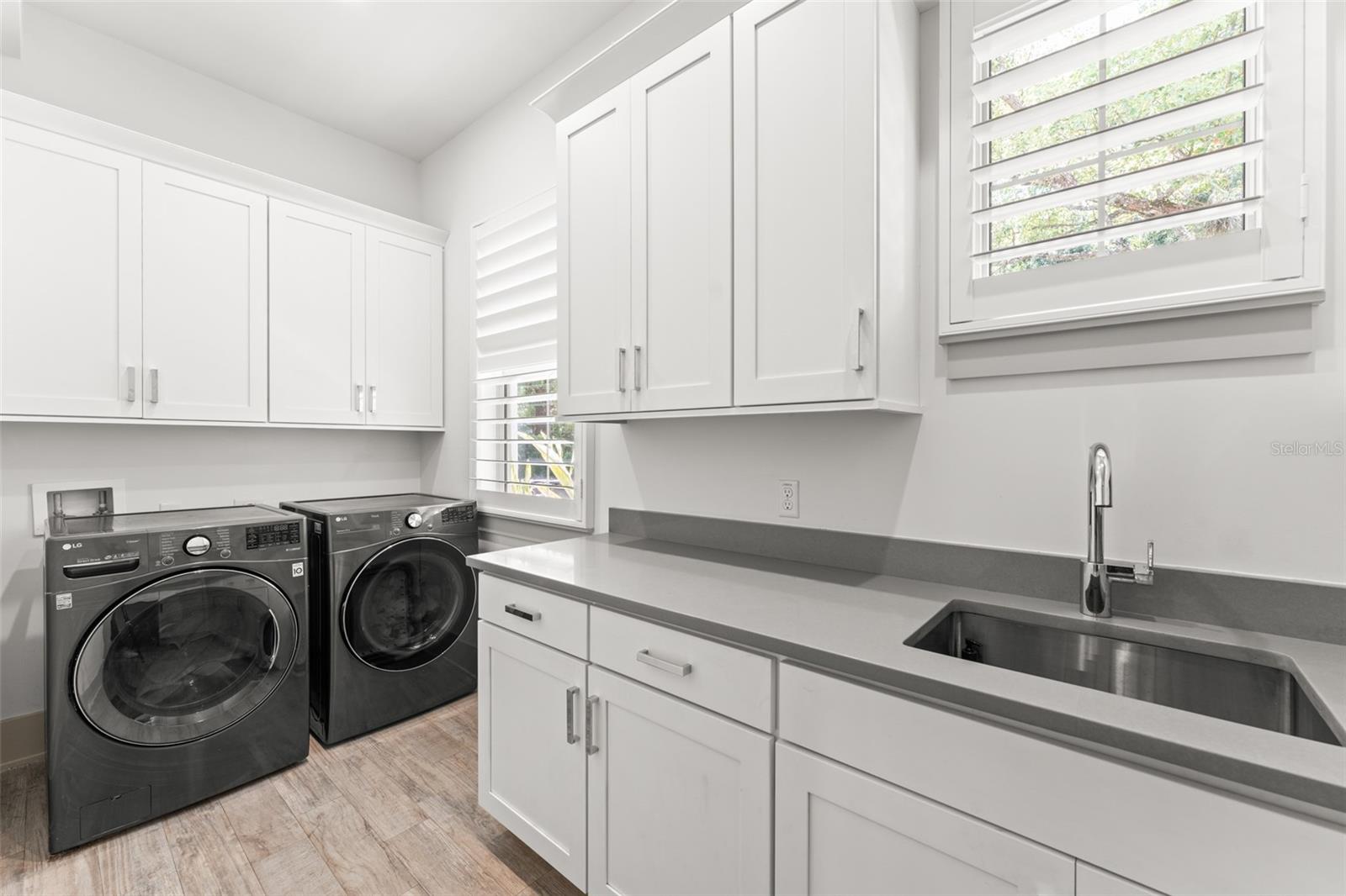 FONTAINEBLEAU - Residential