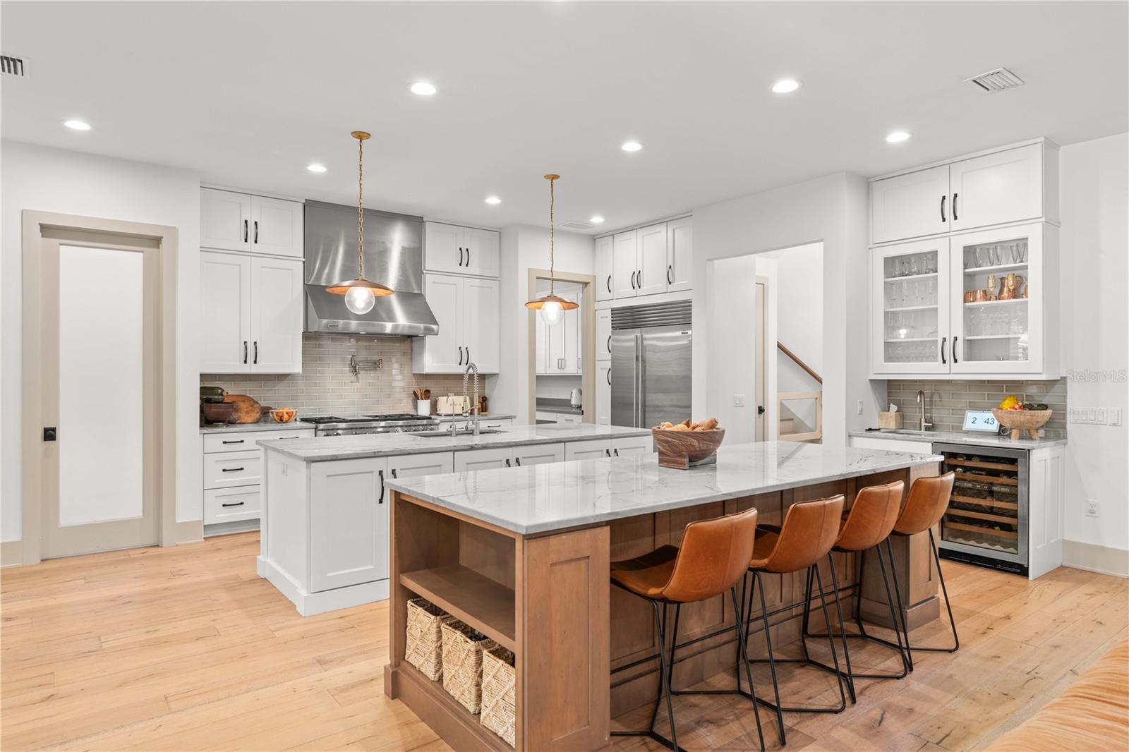 FONTAINEBLEAU - Residential