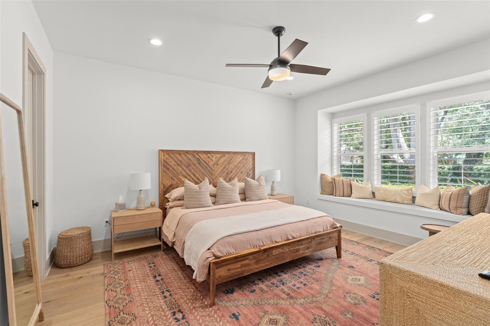 FONTAINEBLEAU - Residential