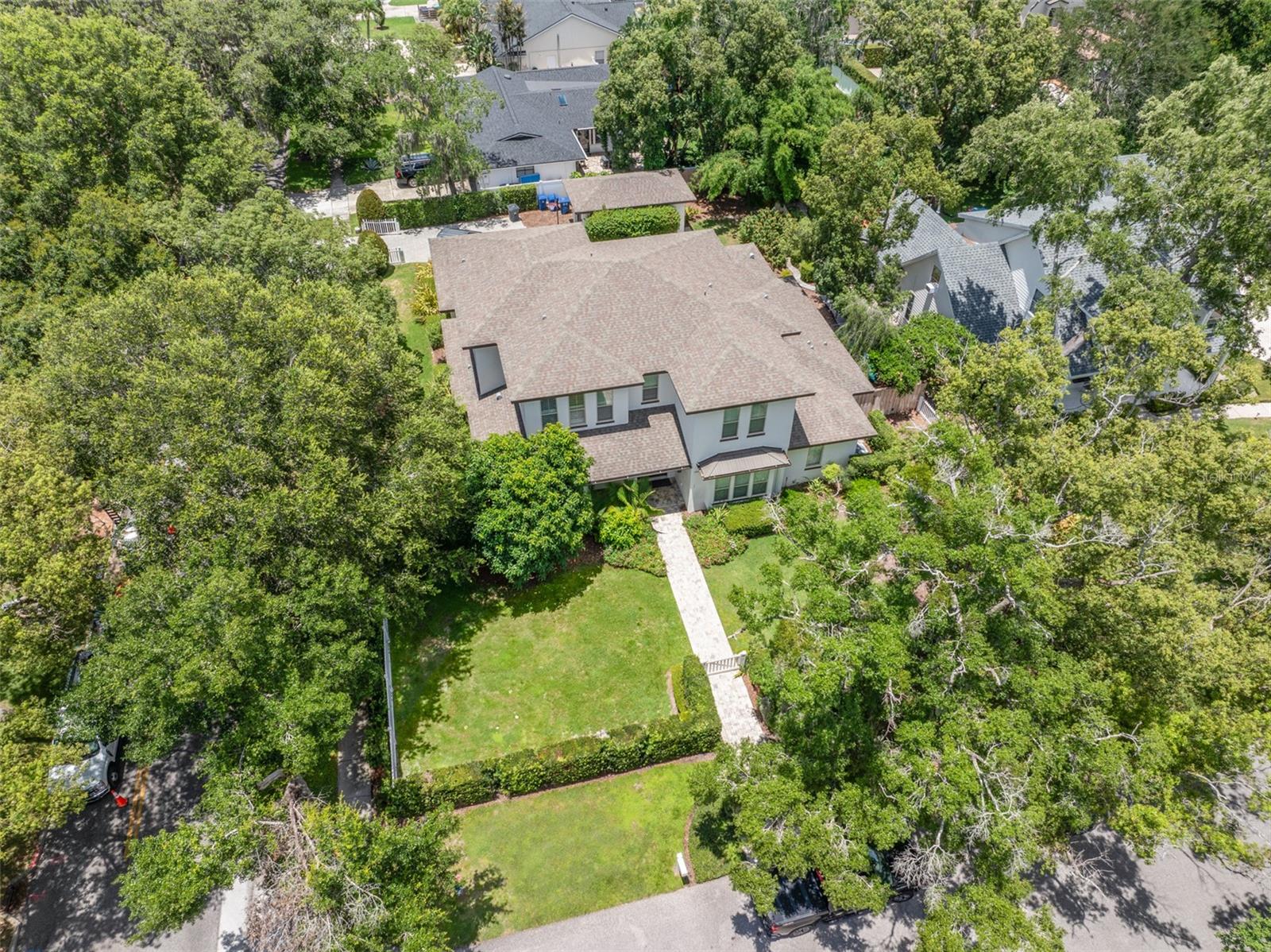 FONTAINEBLEAU - Residential