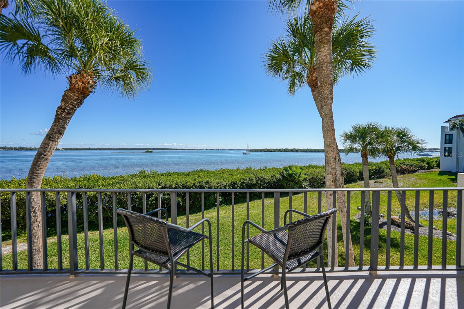 SANDPIPER KEY BLDG 05 - Residential