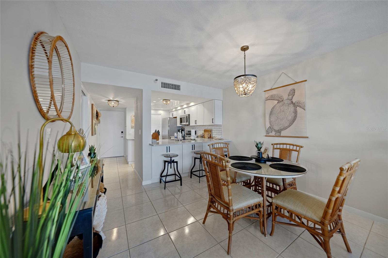 SANDPIPER KEY BLDG 05 - Residential