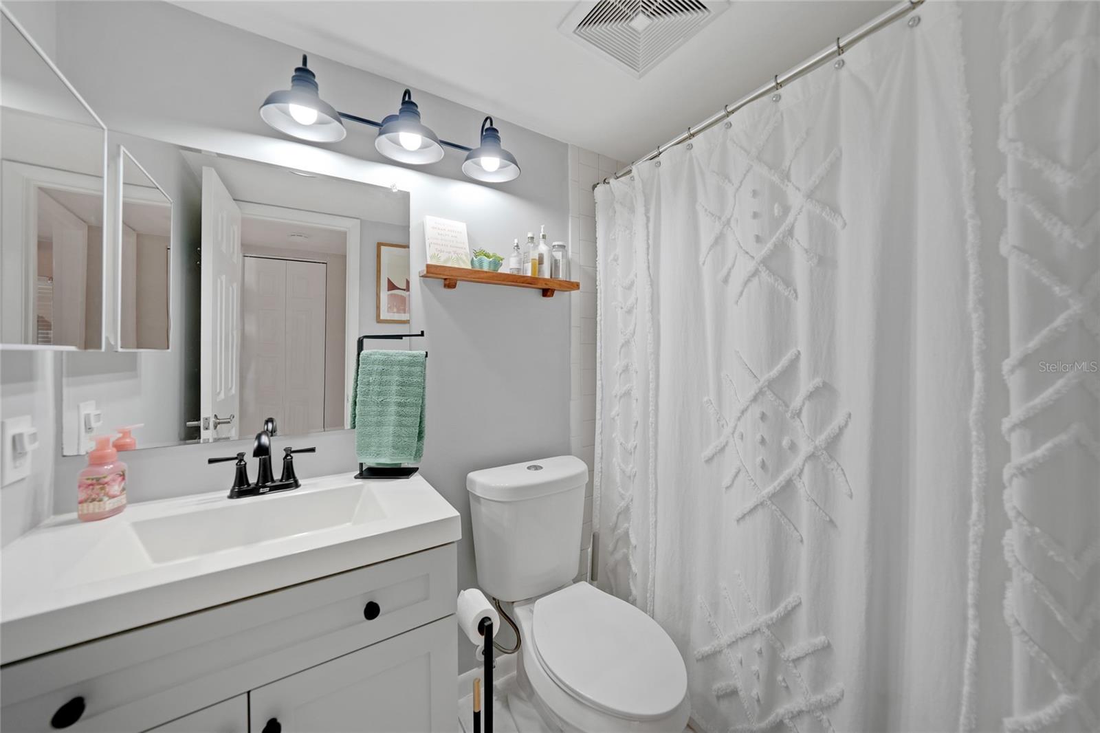 SANDPIPER KEY BLDG 05 - Residential