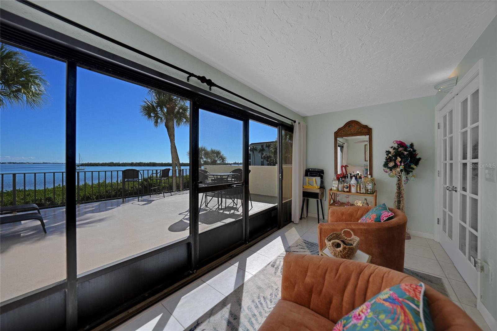 SANDPIPER KEY BLDG 05 - Residential