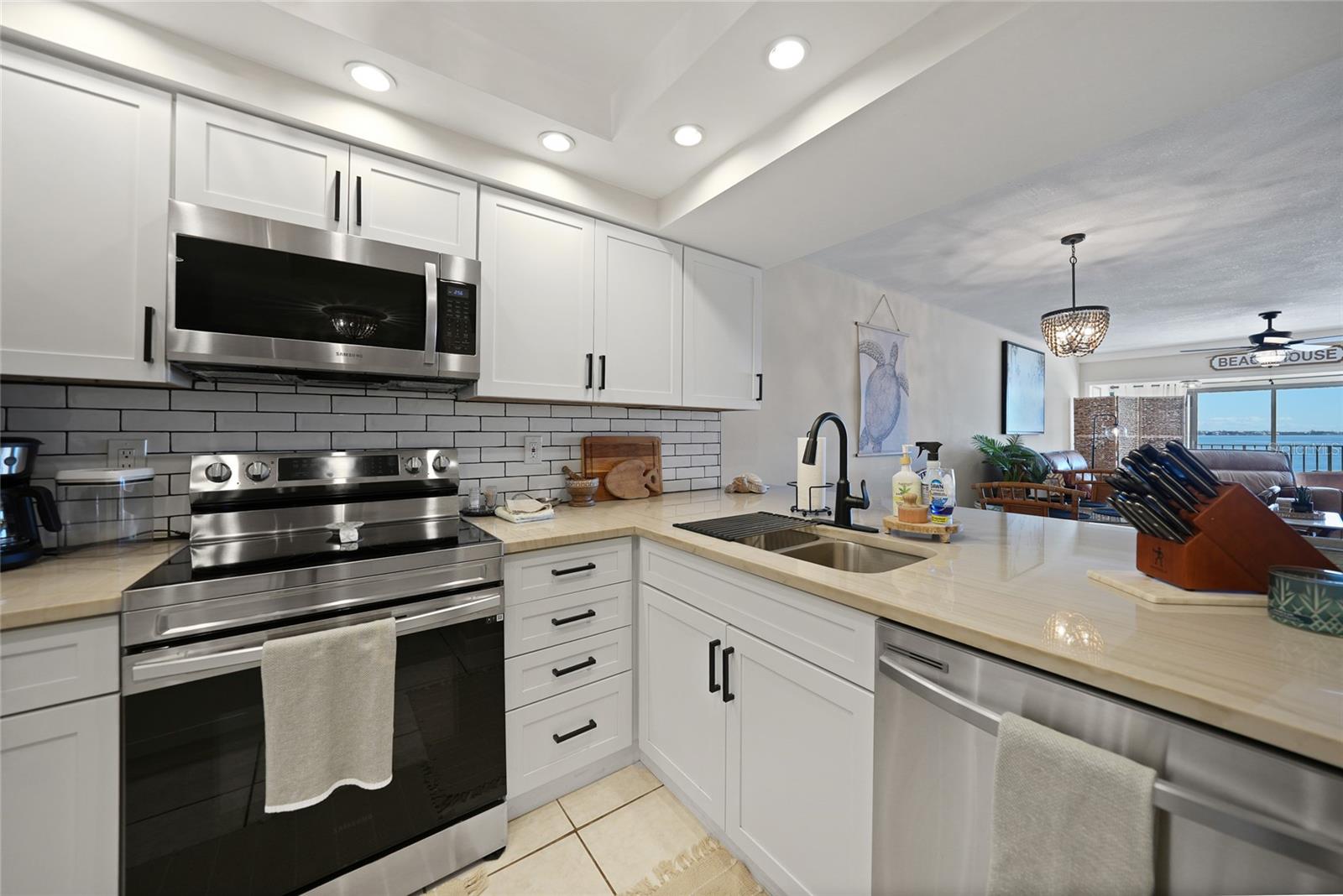 SANDPIPER KEY BLDG 05 - Residential