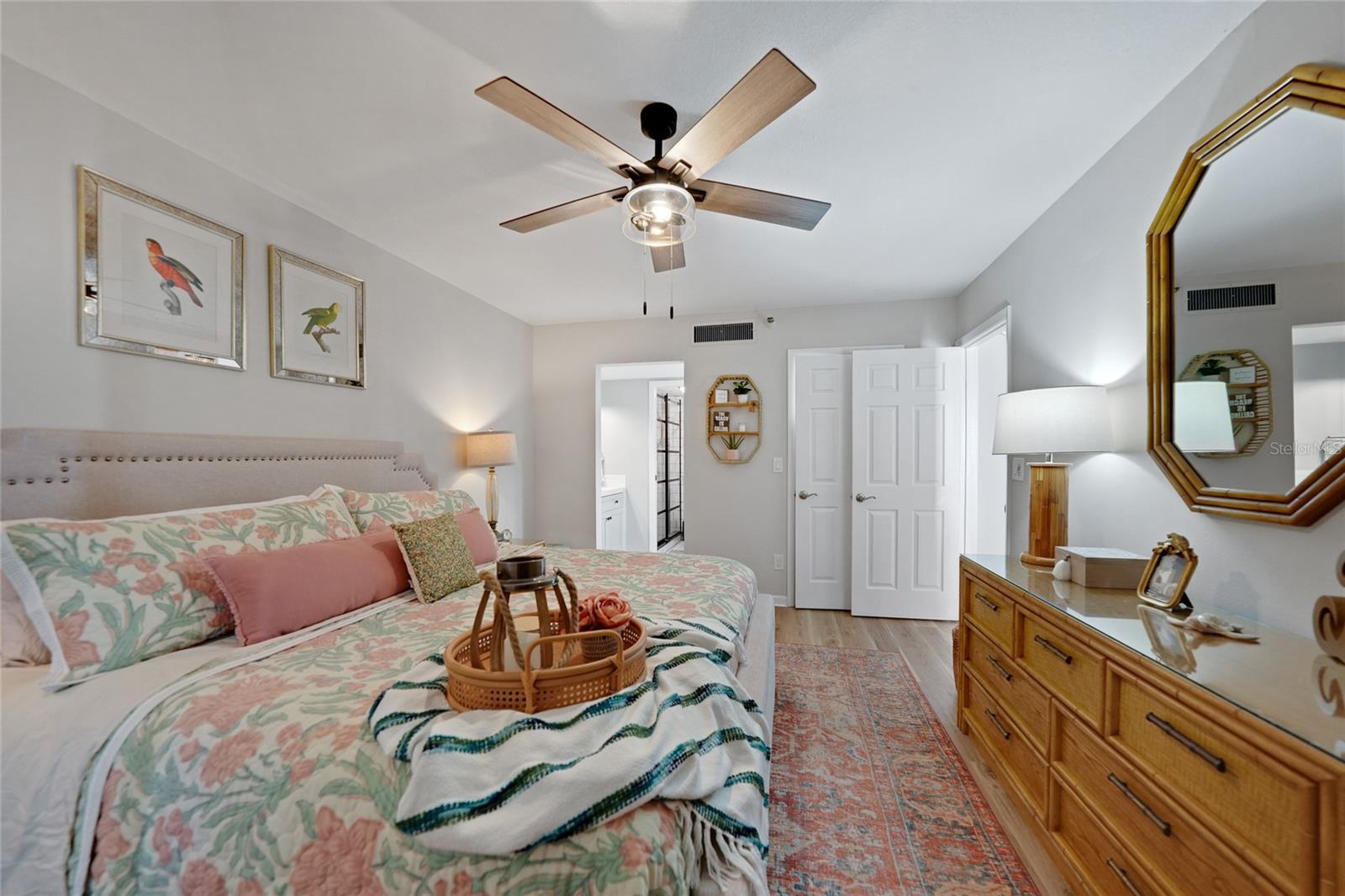 SANDPIPER KEY BLDG 05 - Residential