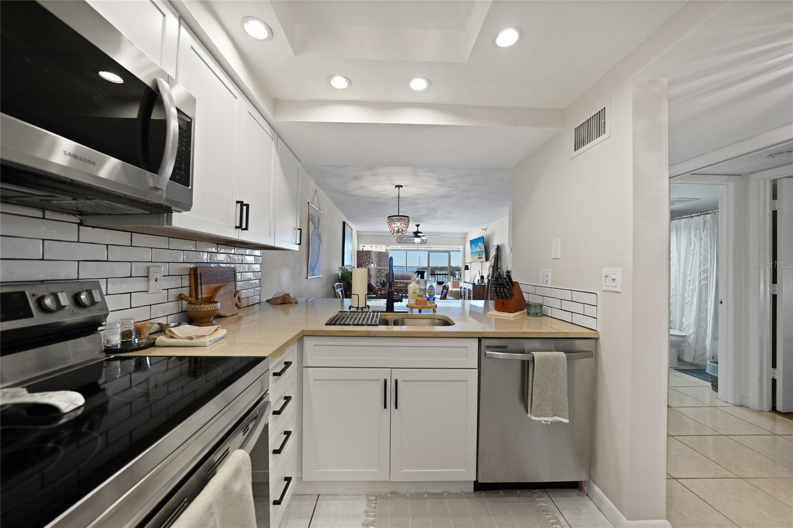 SANDPIPER KEY BLDG 05 - Residential