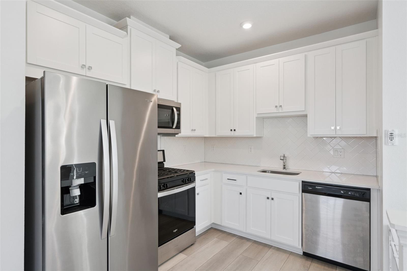 CELEBRATION ISLAND VILLAGE PH 1B - Residential