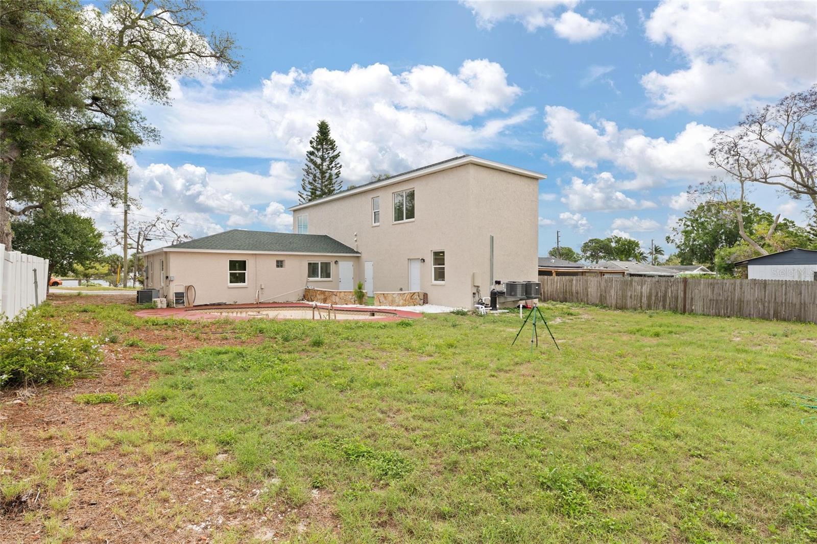 FERGUSONS ESTATES - Residential