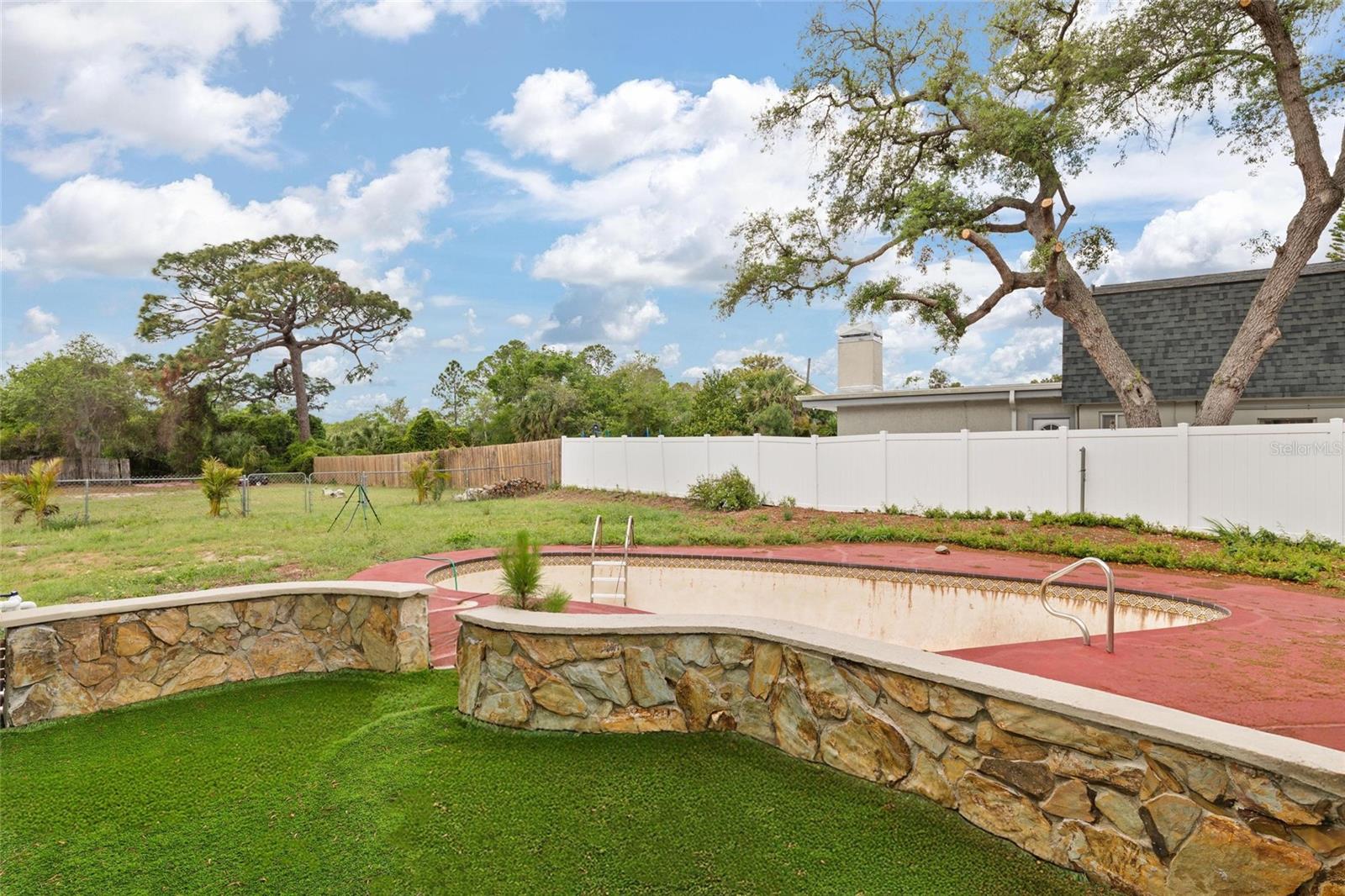 FERGUSONS ESTATES - Residential