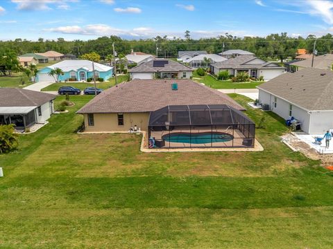 A home in PUNTA GORDA