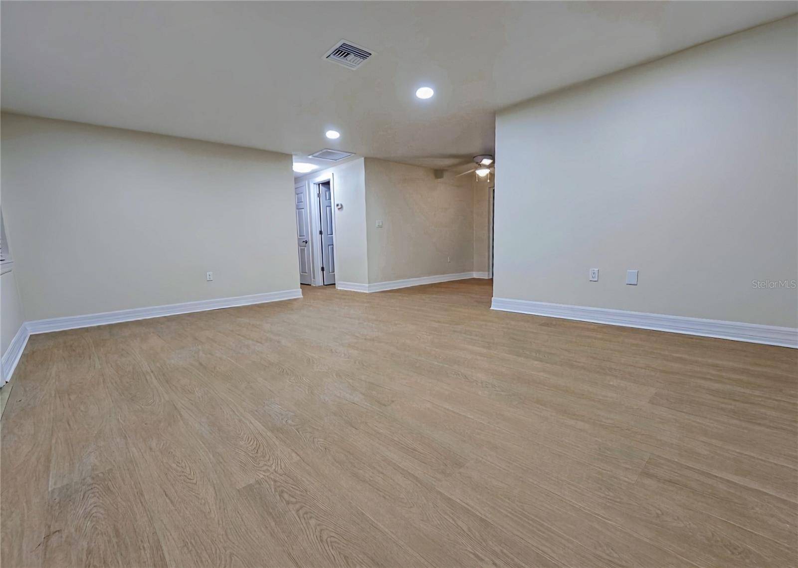 RIDGE CREST GARDENS - Residential