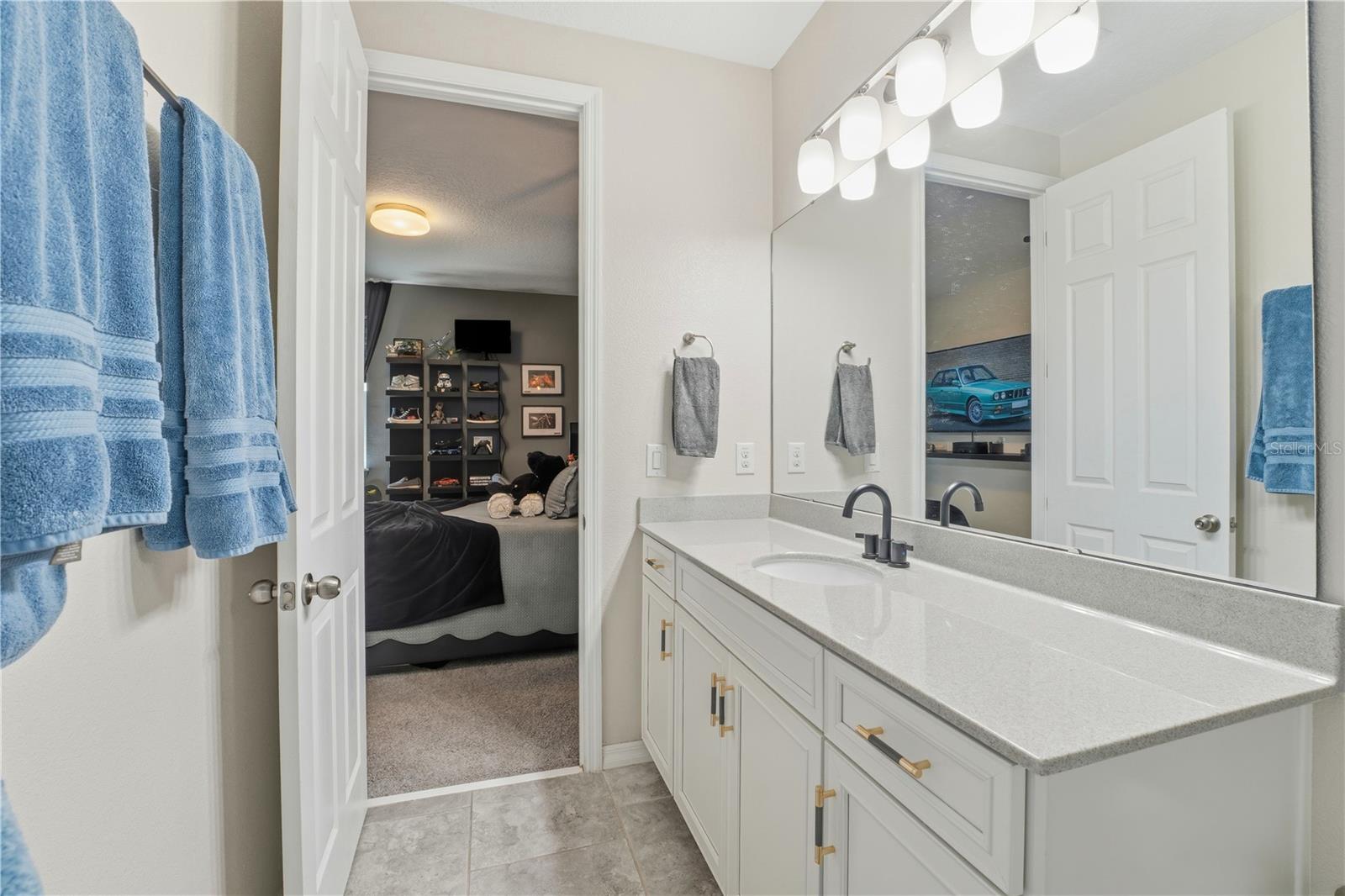 OXFORD CHASE - Residential