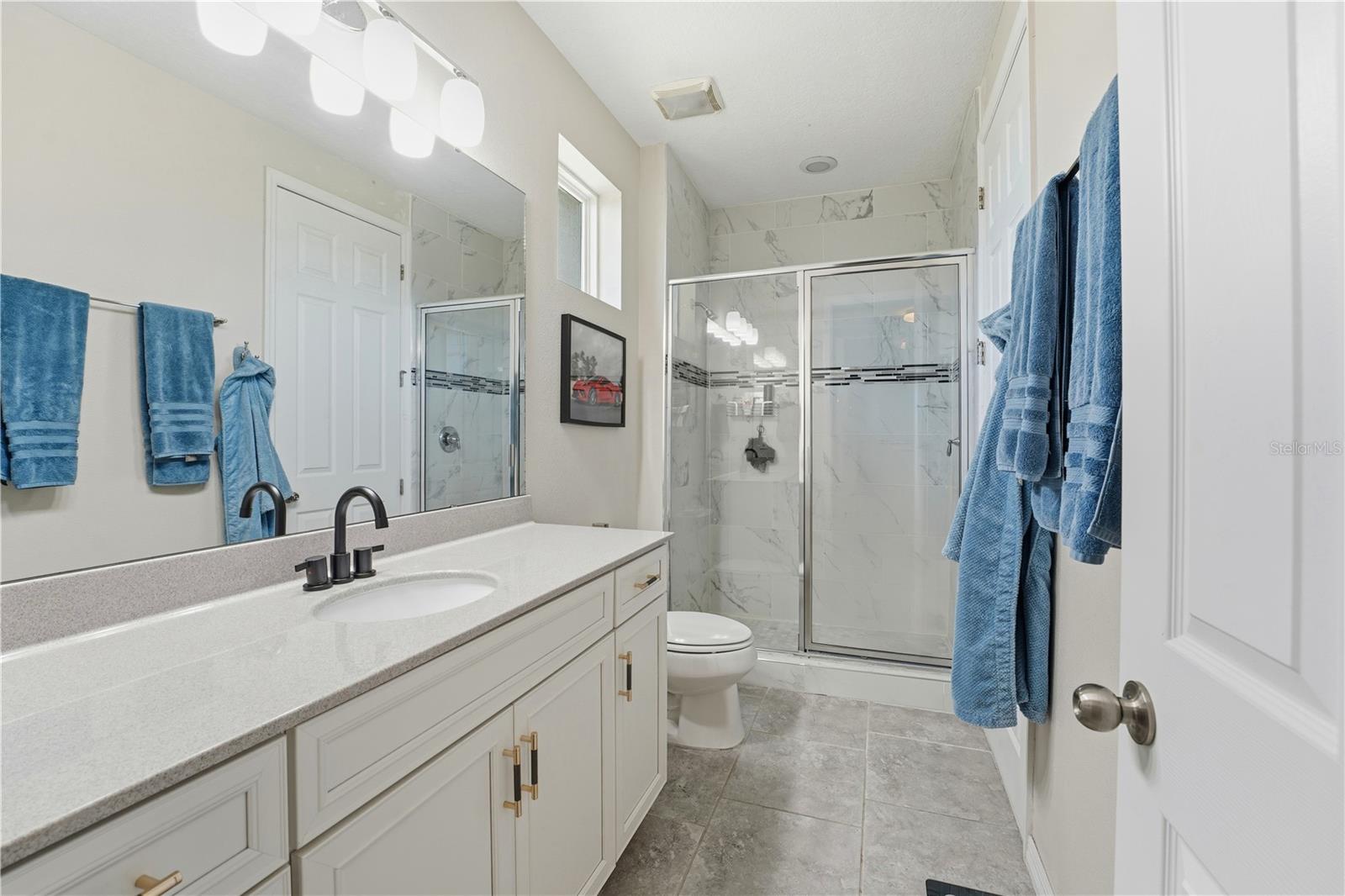 OXFORD CHASE - Residential