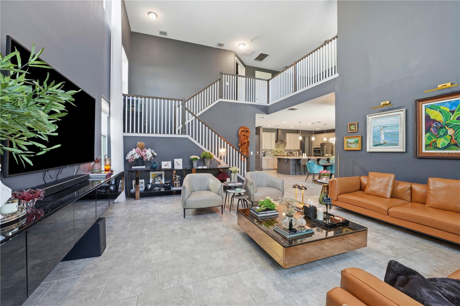 OXFORD CHASE - Residential