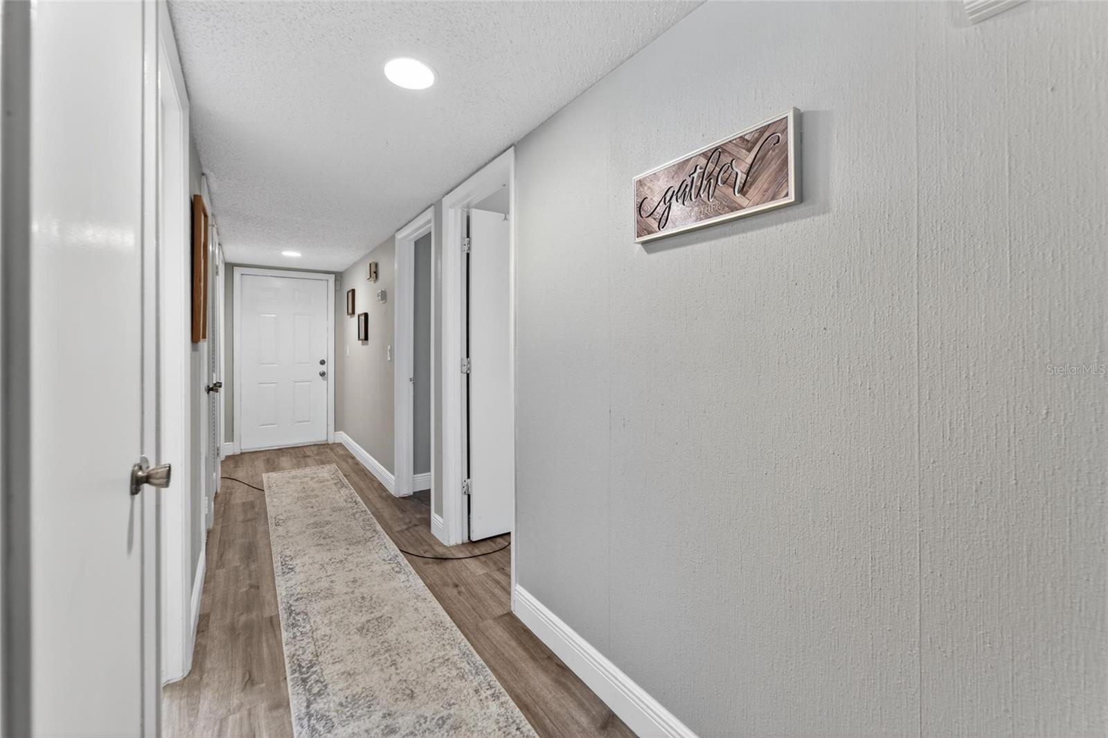 ROLLING MEADOWS - Residential