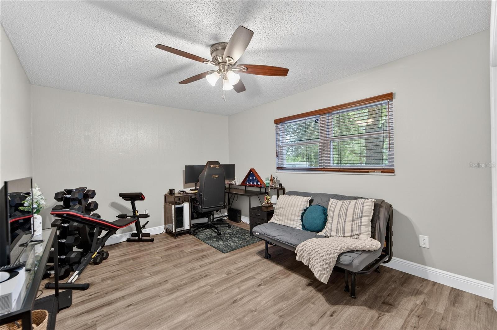 ROLLING MEADOWS - Residential