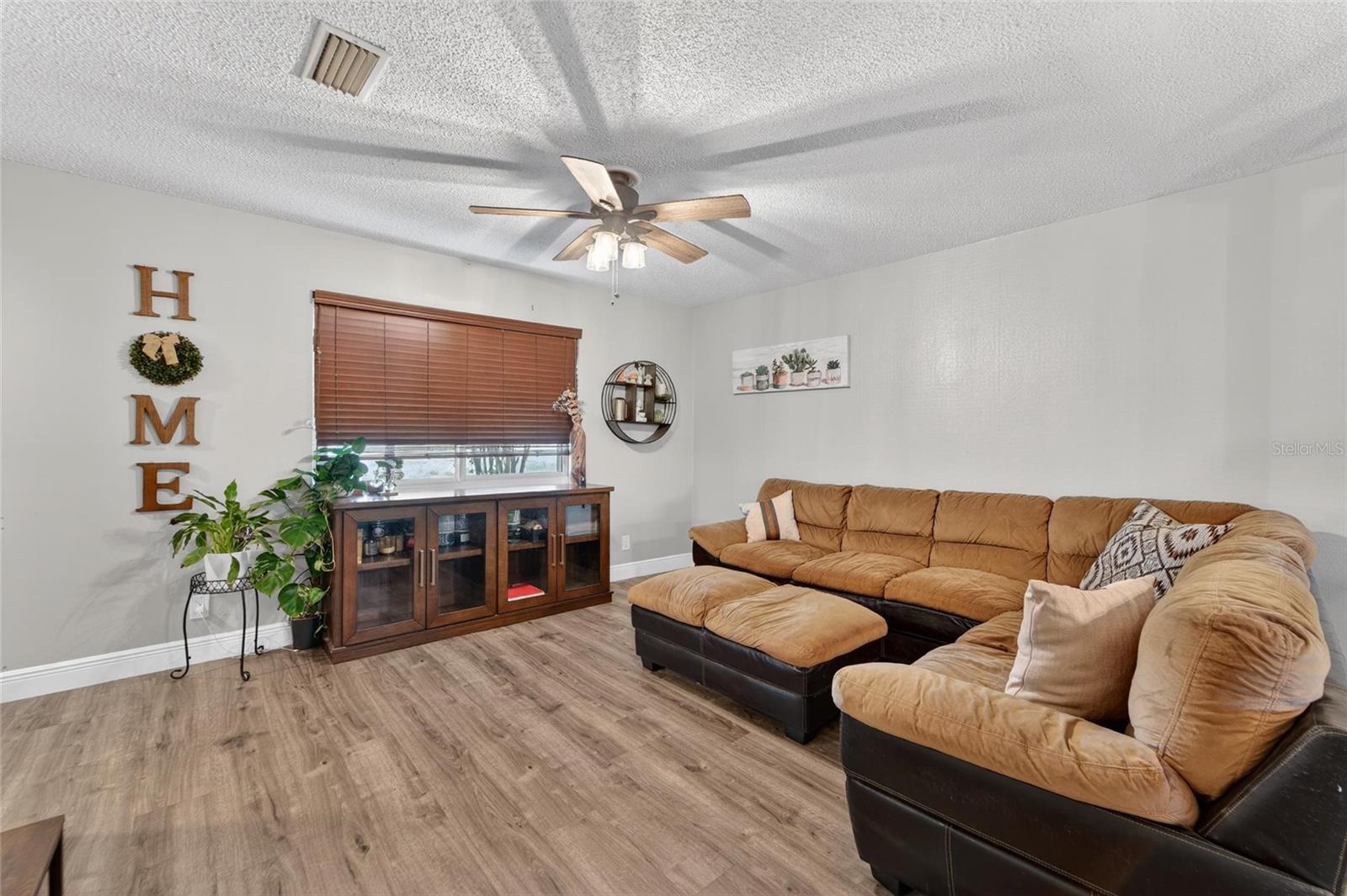 ROLLING MEADOWS - Residential