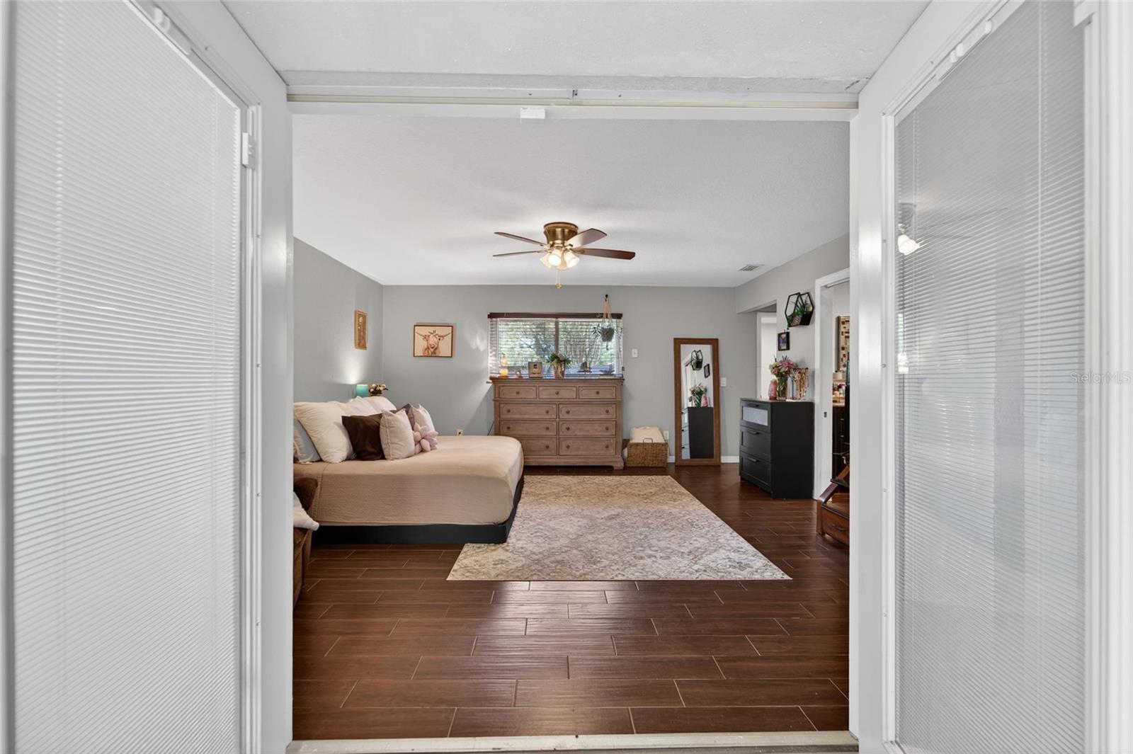 ROLLING MEADOWS - Residential